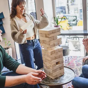 https://the-circus-hostel.find-berlin-hotels.com