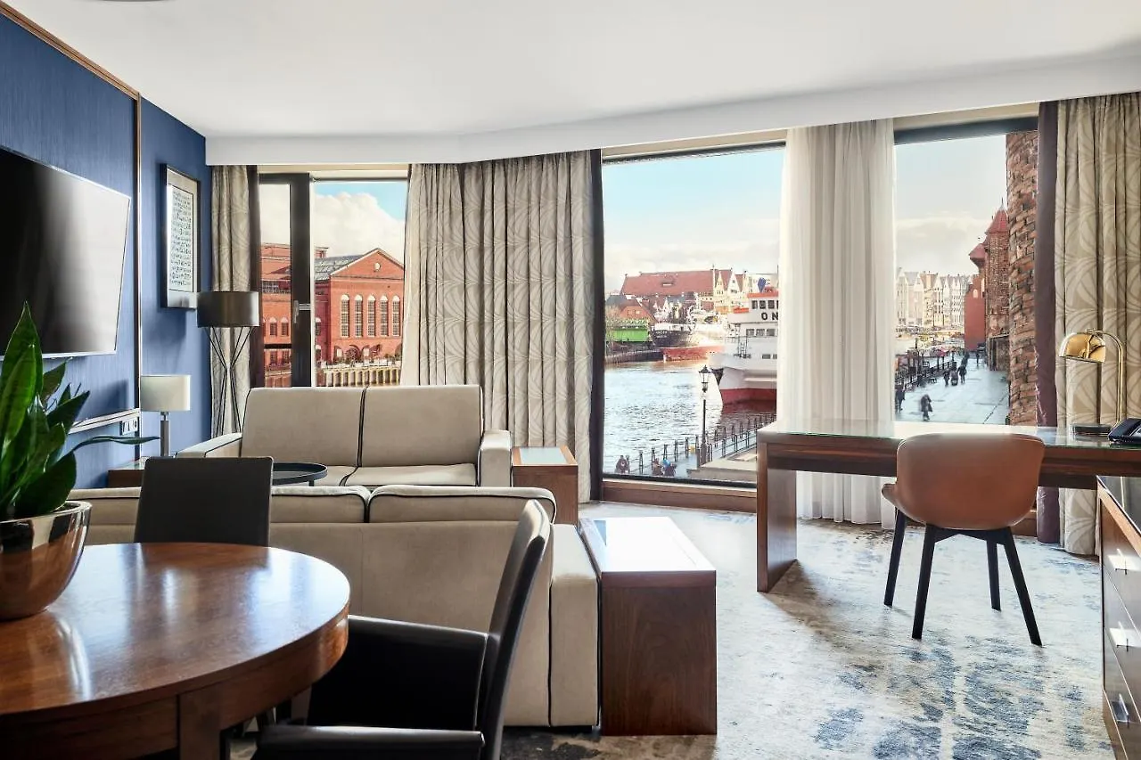 Hotel Hilton Gdańsk 5*,
