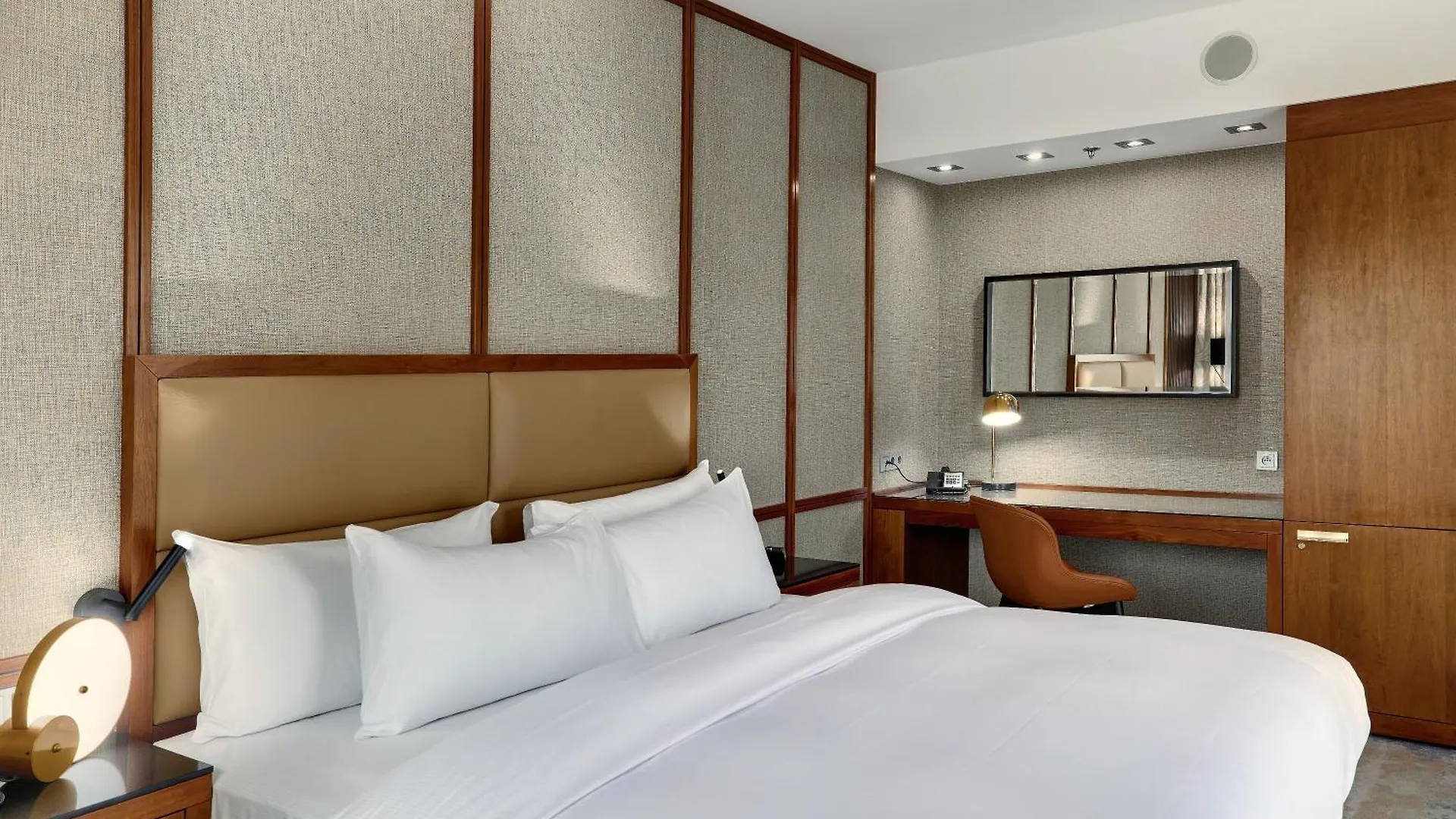 Hotel Hilton Gdaňsk 5*,  Polsko