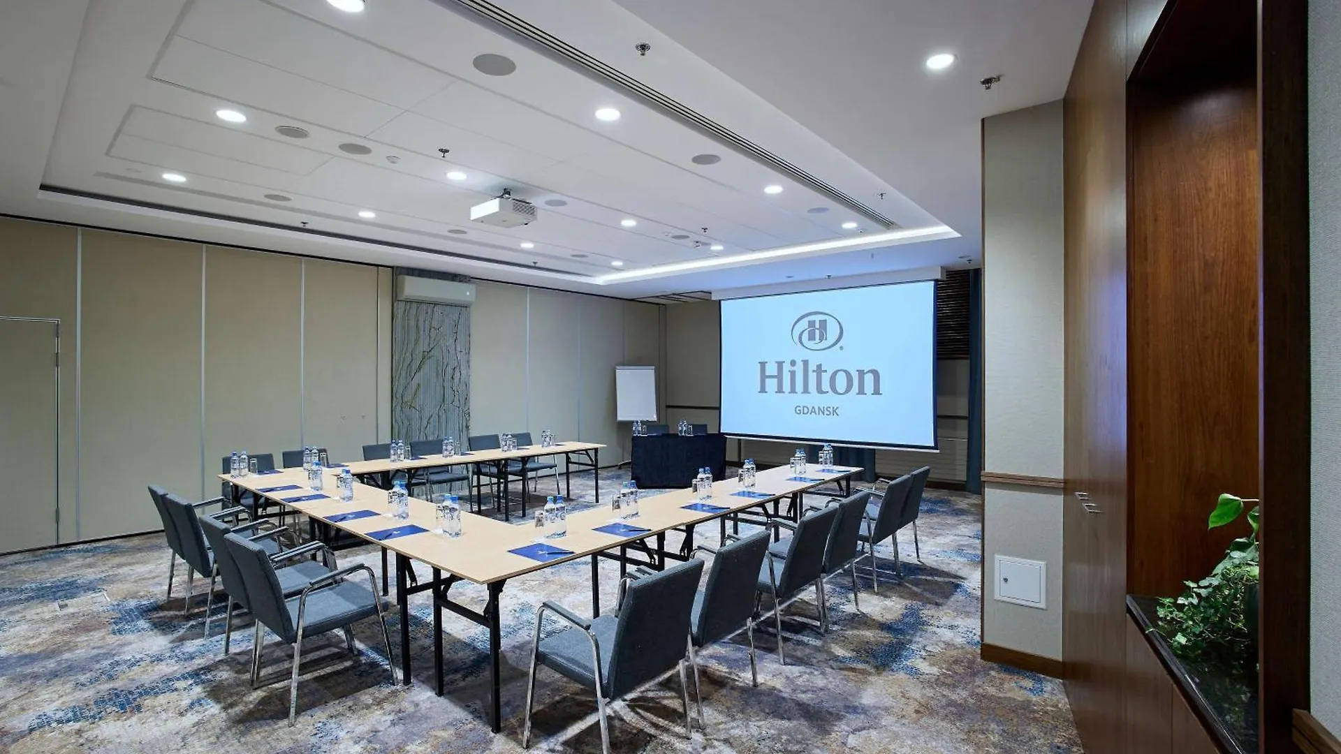 Hotel Hilton Gdaňsk 5*,